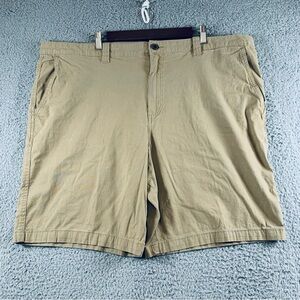 Magellan Outdoors Shorts Men's Flat Front‎ Cotton Blend Khaki Size 42W Inseam 9"